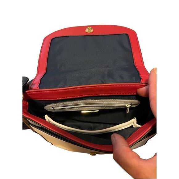 PRE-LOVED Small Crossbody Bag
PREOWNED 
Alfani  - Picture 4 of 12